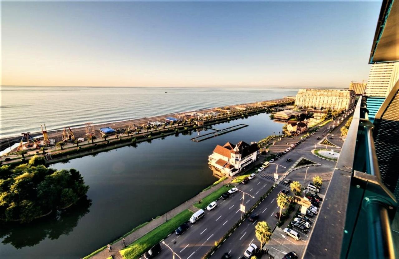 Downtown Centre In Batumi Aparthotel Orbi City In באטומי מראה חיצוני תמונה