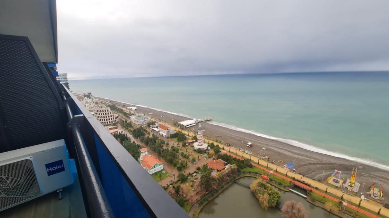Downtown Centre In Batumi Aparthotel Orbi City In באטומי מראה חיצוני תמונה