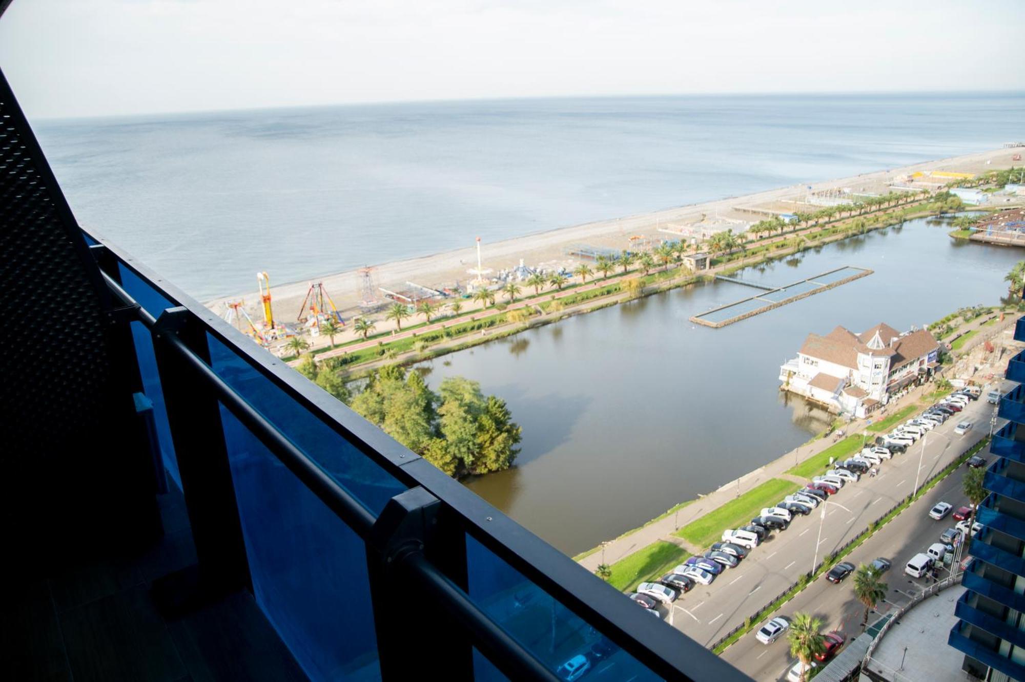 Downtown Centre In Batumi Aparthotel Orbi City In באטומי מראה חיצוני תמונה