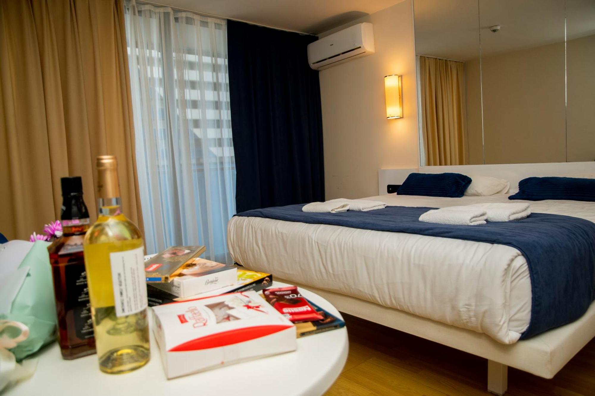Downtown Centre In Batumi Aparthotel Orbi City In באטומי מראה חיצוני תמונה